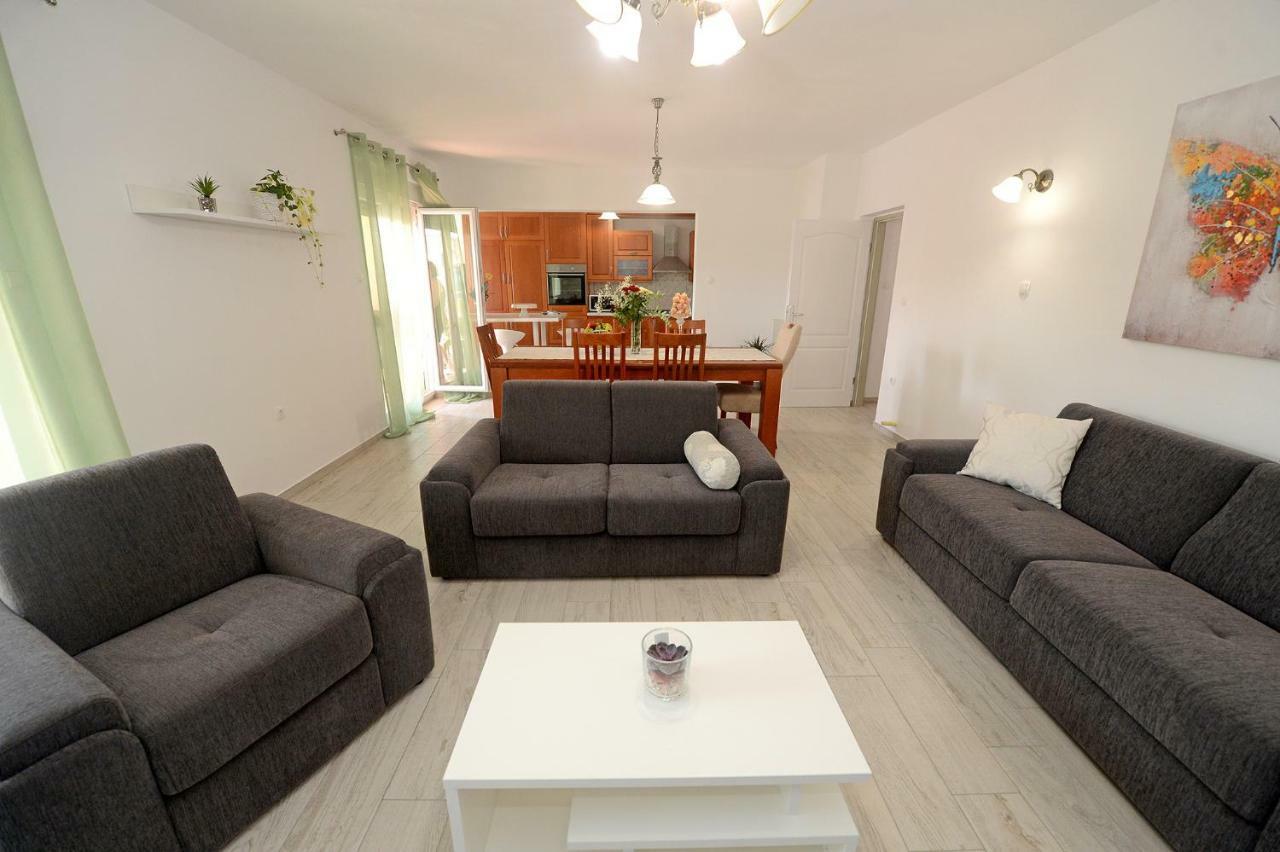 Apartman Adriana Zara Esterno foto